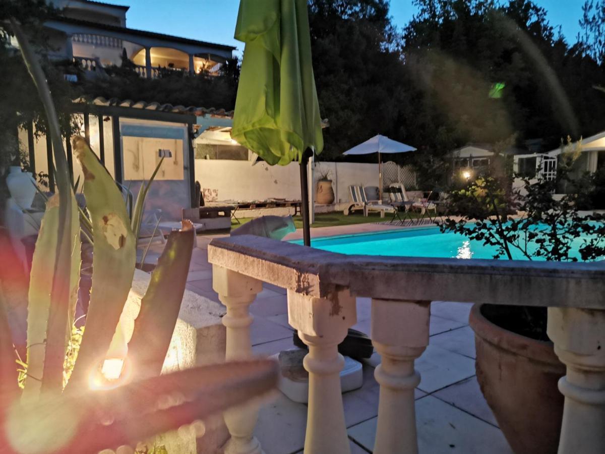 Villa Chiara Magalas Bagian luar foto