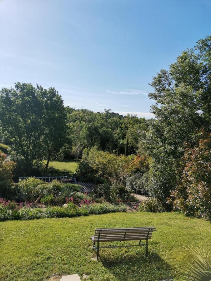 Villa Chiara Magalas Bagian luar foto