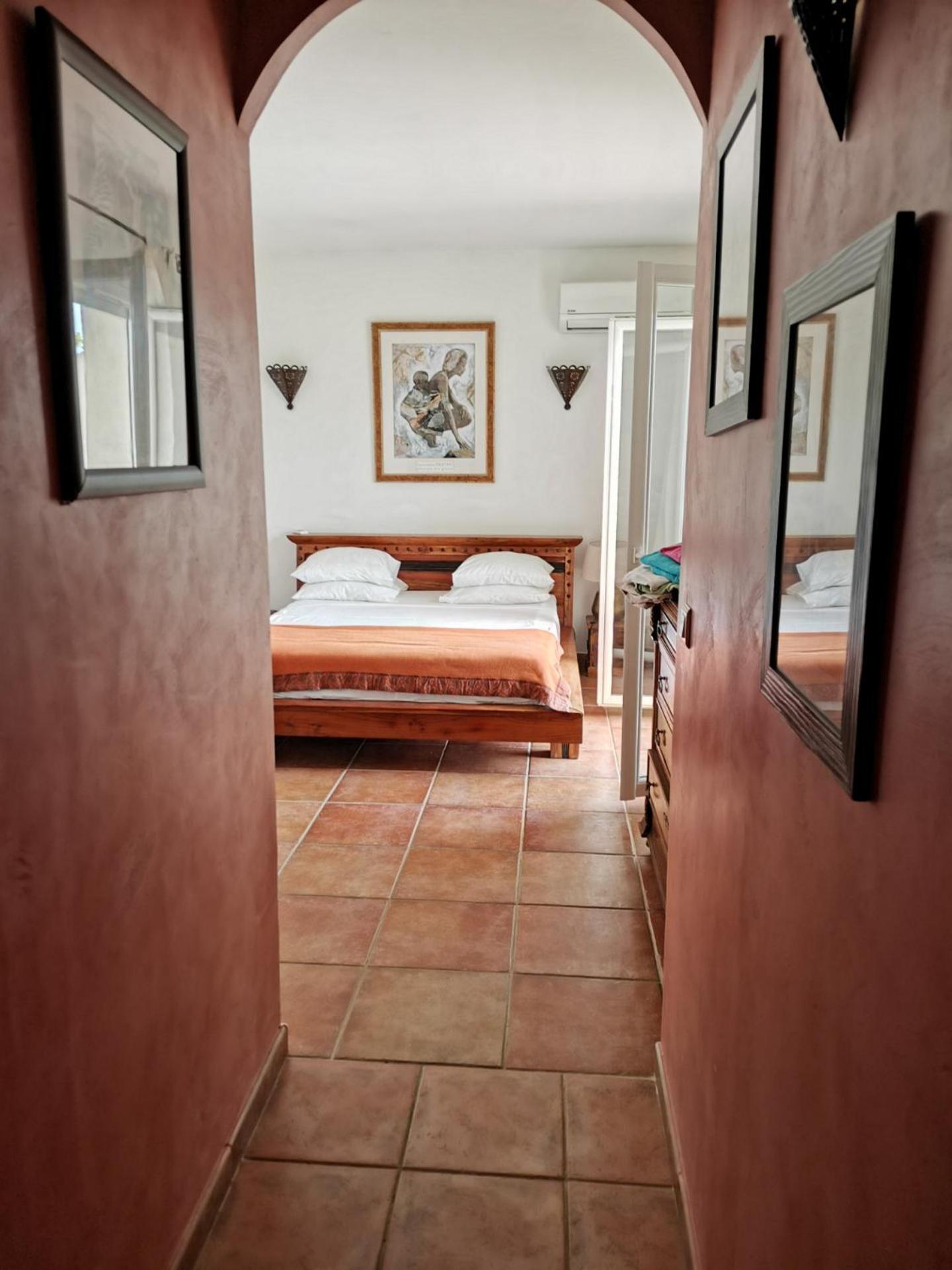 Villa Chiara Magalas Bagian luar foto